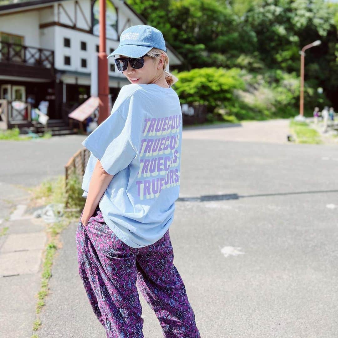 西山美希子さんのインスタグラム写真 - (西山美希子Instagram)「'TRUE COLORS' 着ている人自身の本当の色、本当の自分、本当の魅力。そんなものを引き出す服でいたい。#TOIRO #TOIRO.」6月11日 20時48分 - mariaclove