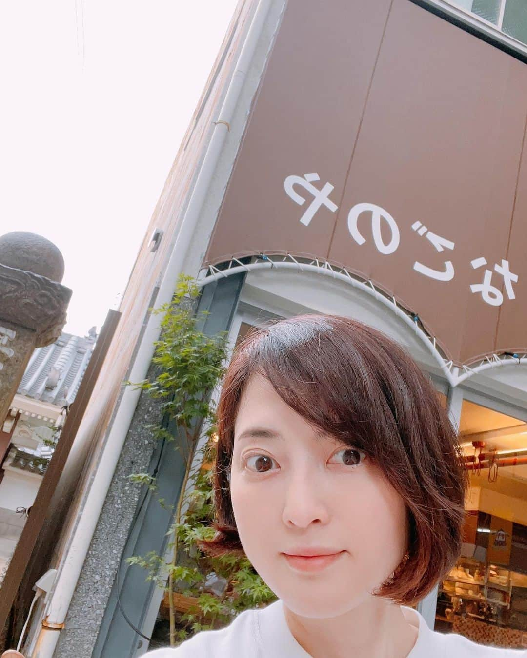 八木沼純子のインスタグラム：「麺ツアー😋😋😋✨  明日からダイエットだーーー🏃‍♀️💦 ・ ・ ・ #思い出の場所めぐり  #アイスショーでも行った場所 #ramen  #udon  #curryudon  #まぜそば  #若鯱家  #鯱乃家  #10年以上前に鈴鹿f1の帰りに行って以来 #あらしは大人気でした #久々の味仙 #どちらも美味しかった  #ご馳走様でした  #とにかく歩いて食べた  #リフレッシュ  #明日からダイエット  #ramentour」