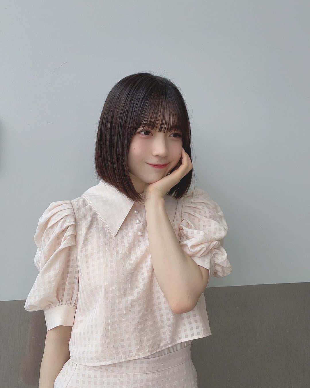 坂本真凛のインスタグラム：「🐰🤍 #meltie #setup #idol」