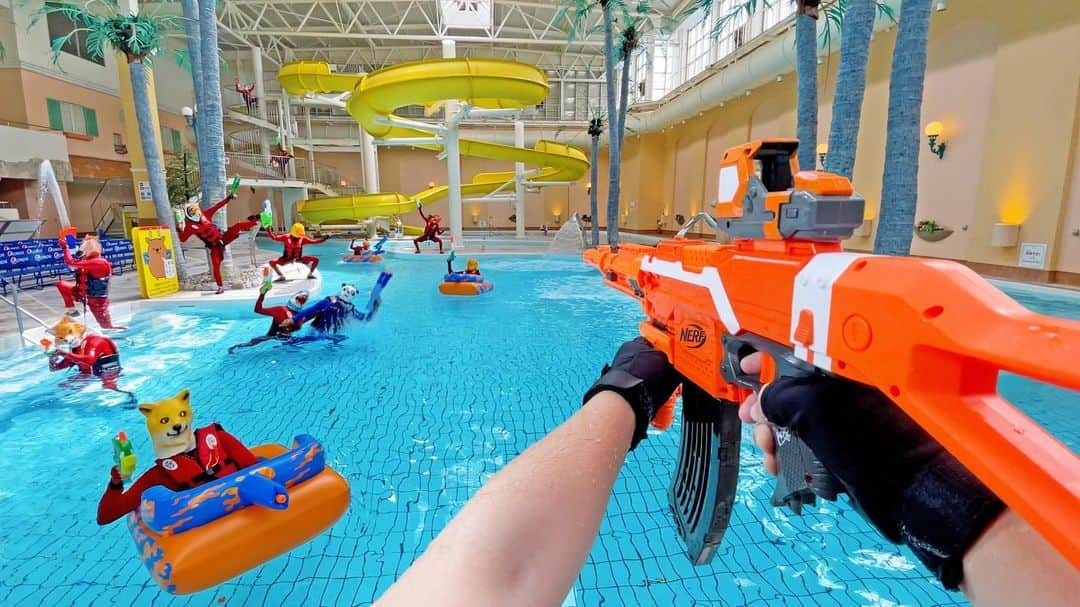 Kamiwaza Trickshotsのインスタグラム：「Nerf War | Water Park & SPA Battle 20🔫 ナーフ戦争 | 奈良健康ランド編３🔥公開  今回はなんと、奈良健康ランドさんとの第３弾コラボ動画です！！ 宇宙バージョンにリニューアルした「はしゃきっズ」や温泉、プールなどを使った熱きナーフの戦いをお見逃しなく😎🔥  @narakenkoland  お忙しいなか撮影に全面協力して頂き本当にありがとうございました🙏  @kamiwaza.tomo @nari_kamiwaza @hidetorian  #nerf #nerfwar #nerfgun  #youtube #narakenkoland #奈良健康ランド」