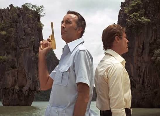 アデミウソン・ブラガ・ビスポ・ジュニオールさんのインスタグラム写真 - (アデミウソン・ブラガ・ビスポ・ジュニオールInstagram)「James Bond Island 🏝️ Cenário do filme 007 gravado em 1974 🎥」6月11日 22時00分 - ademilsonbraga