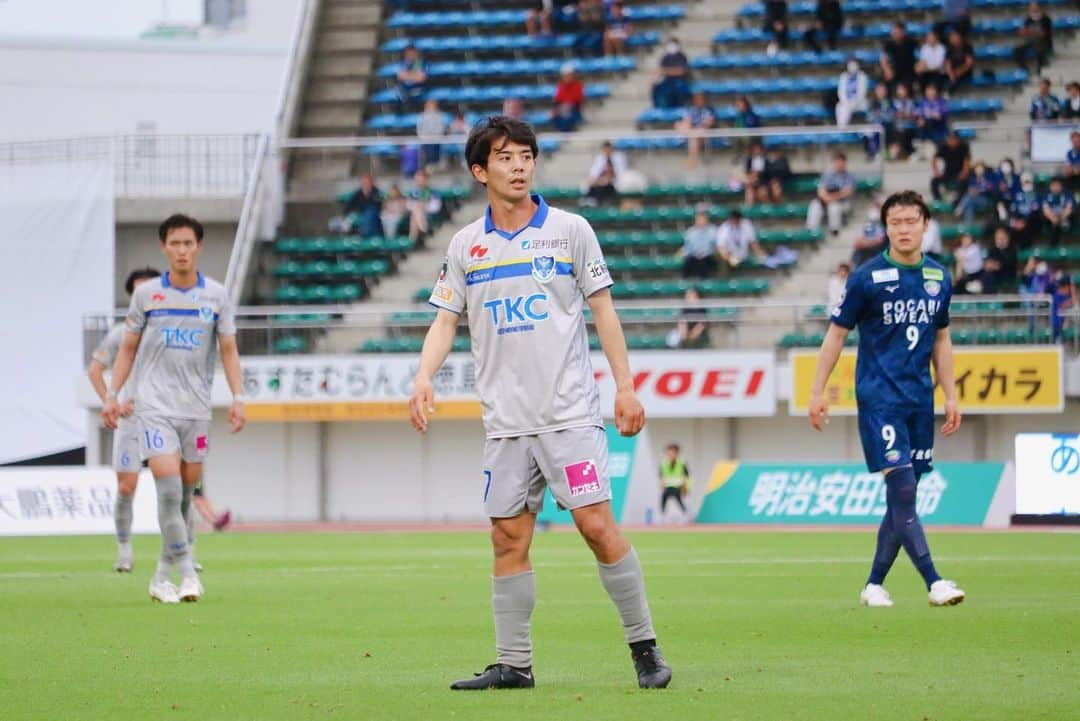 栃木SCさんのインスタグラム写真 - (栃木SCInstagram)「． GAME PHOTOS📷 ． ． 🗓6/11(日)16:00KICKOFF ⚽️明治安田生命J2リーグ第20節 🆚徳島ヴォルティス 🏟鳴門・大塚スポーツパーク ポカリスエットスタジアム 📝栃木 0-1 徳島  スタジアムで応援いただいたサポーターの皆さま、 #DAZN で共に戦っていただいた皆さま、ありがとうございました。  次節は6/18(日)にホームでＦＣ町田ゼルビア戦です。引き続き共に戦いましょう。  ➡︎📱#DAZN への加入・試聴で栃木SCを応援しよう！ http://prf.hn/click/camref:1100l38Di/creativeref:1011l20500 ． #栃木SC #TochigiSC #JLeague」6月11日 22時04分 - tochigisc_official