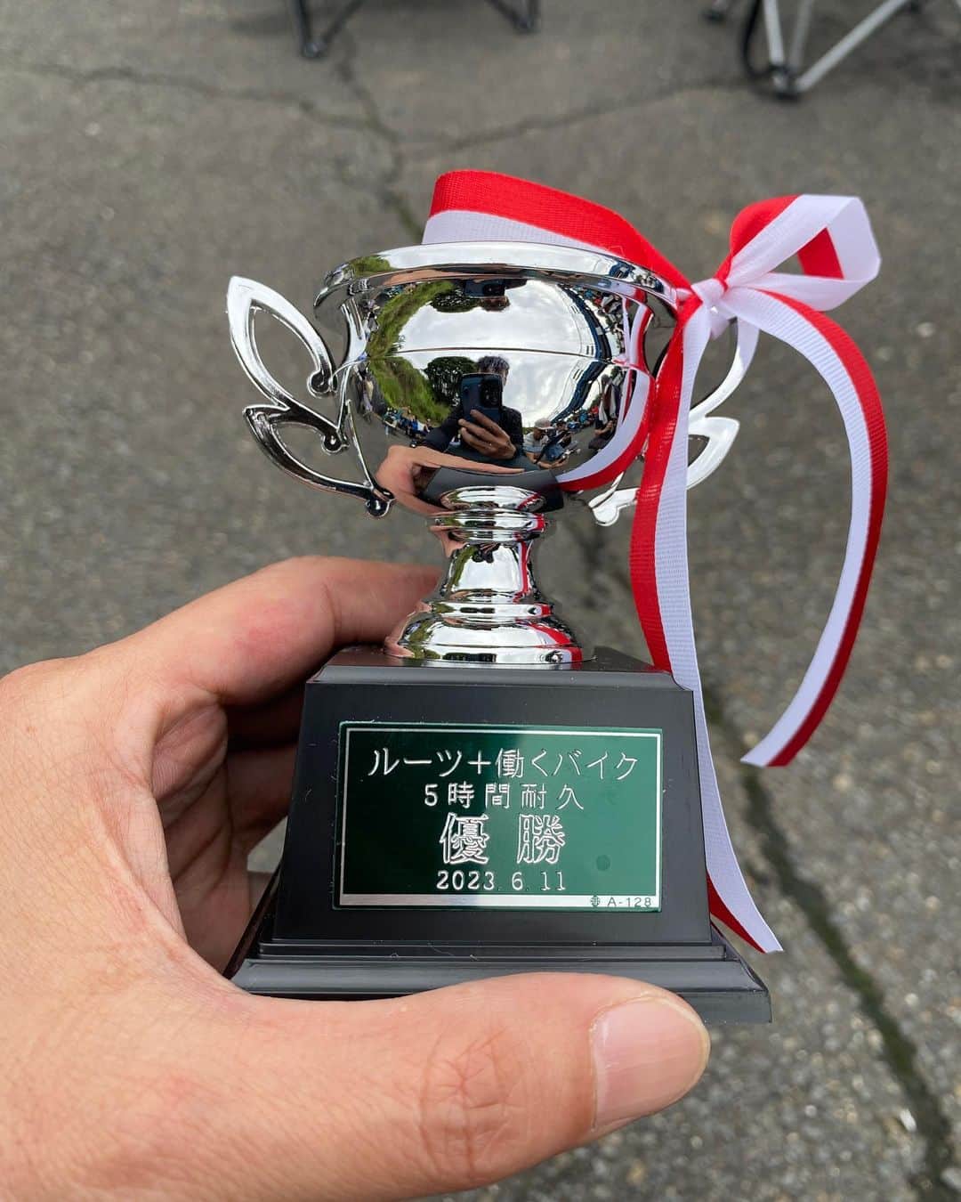 黒川忠文のインスタグラム：「今日ハッピーエンドさん主催 ルーツザ原チャリ5時間耐久レース オープンクラスで優勝しました！ エイプ楽しい♪ 共に走った皆さん&スタッフの皆様お疲れ様でした！」