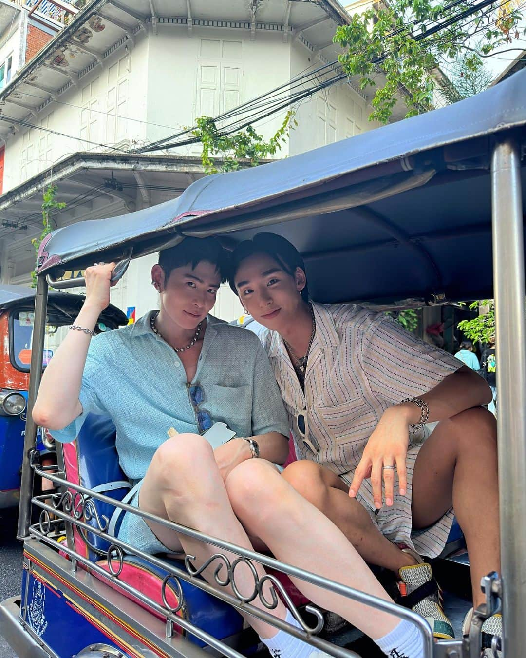 Noah（ノア）さんのインスタグラム写真 - (Noah（ノア）Instagram)「BKK Photo Dump 🇹🇭✌🏼  Good Food & Good People I’m so grateful for all the memories we’ve created together.  See you again, Bangkok❤️  Go check out our YouTube channel for the Bangkok vlog!  #TaikiNoah#Thailand#Bangkok」6月11日 22時17分 - noah_bbb