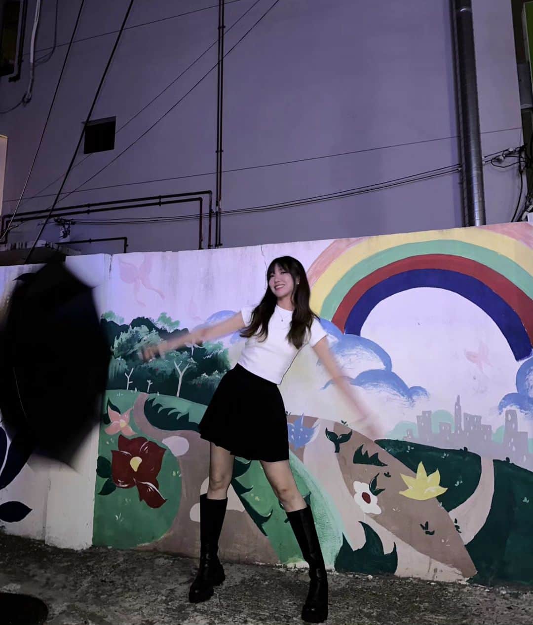 ダへ さんのインスタグラム写真 - (ダへ Instagram)「🩷🩷☂️」6月11日 22時21分 - dahye0612