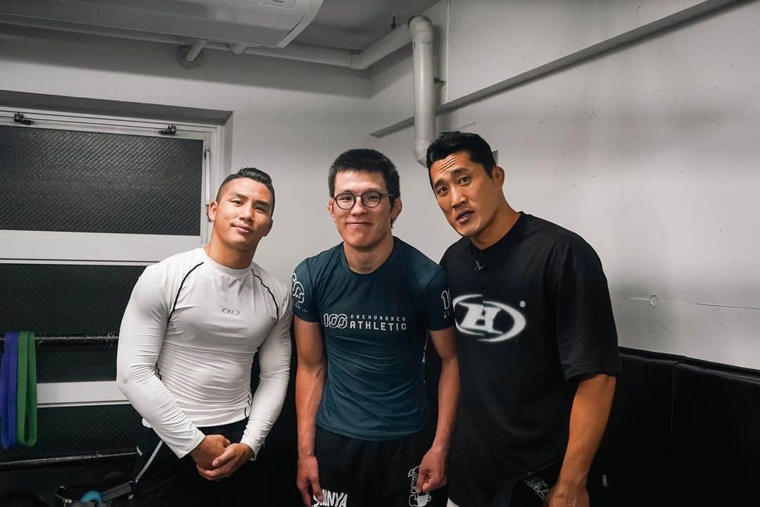 青木真也さんのインスタグラム写真 - (青木真也Instagram)「日韓　#김동현#donghyunkim #shinyaaoki#ユンチャンミン#onechampionship」6月11日 22時37分 - shinya050983