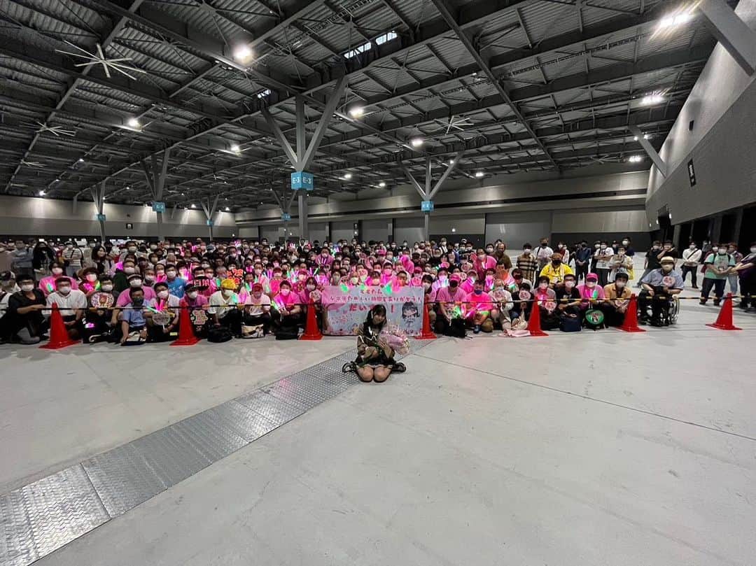 平野百菜さんのインスタグラム写真 - (平野百菜Instagram)「最後のトーク会・握手会が終わりました。 すごくさみしかったけど、それでも1人1人の目をみて感謝の気持ちを言えてよかった💗 一生忘れられない大切な宝物をありがとう💖💖  6月30日までよろしくね☺️  #ske48 #トーク会 #握手会  #もも係 #アイドル衣装 #06」6月11日 22時34分 - morimori180905
