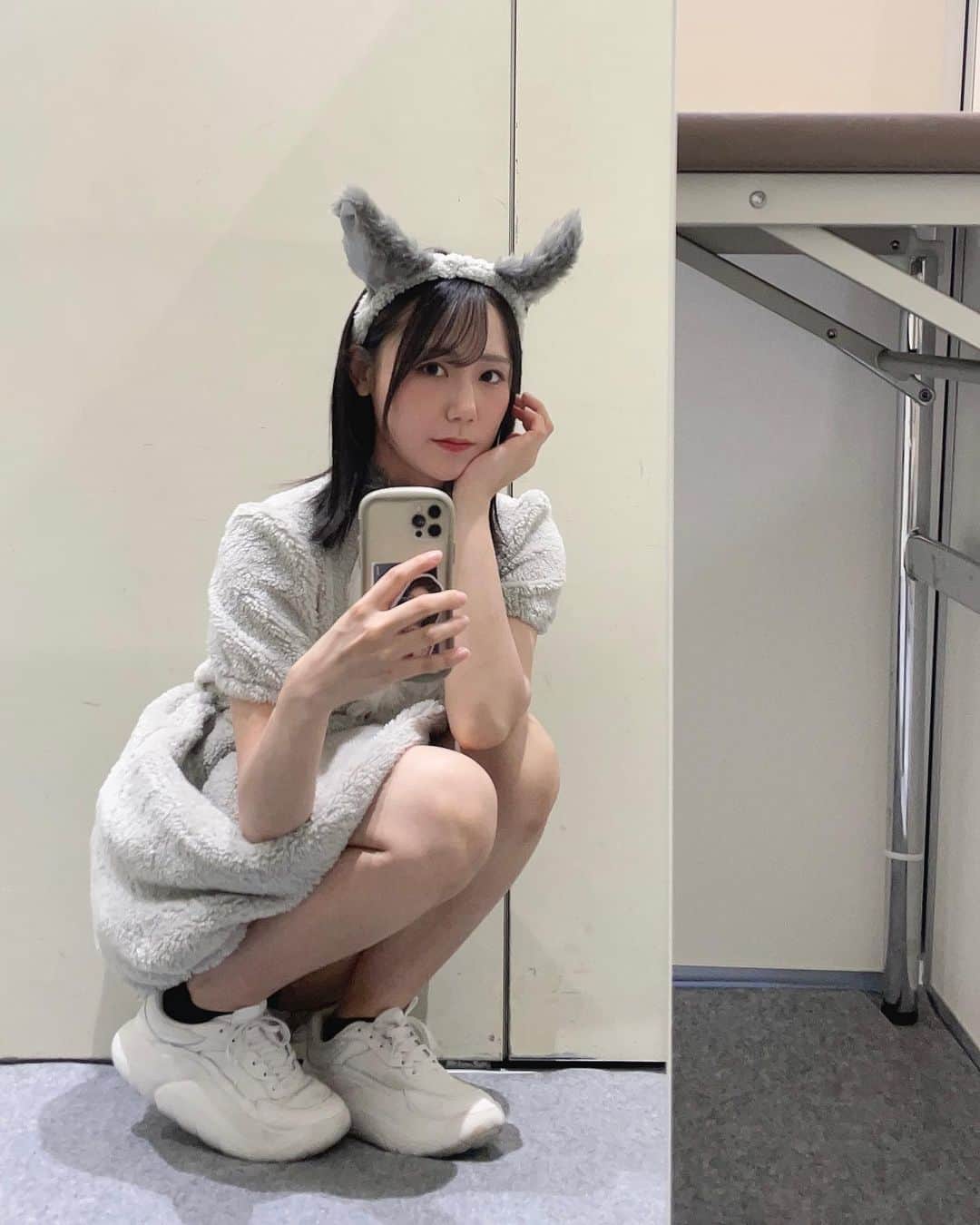 兵頭葵のインスタグラム：「🌕🐺🕯」