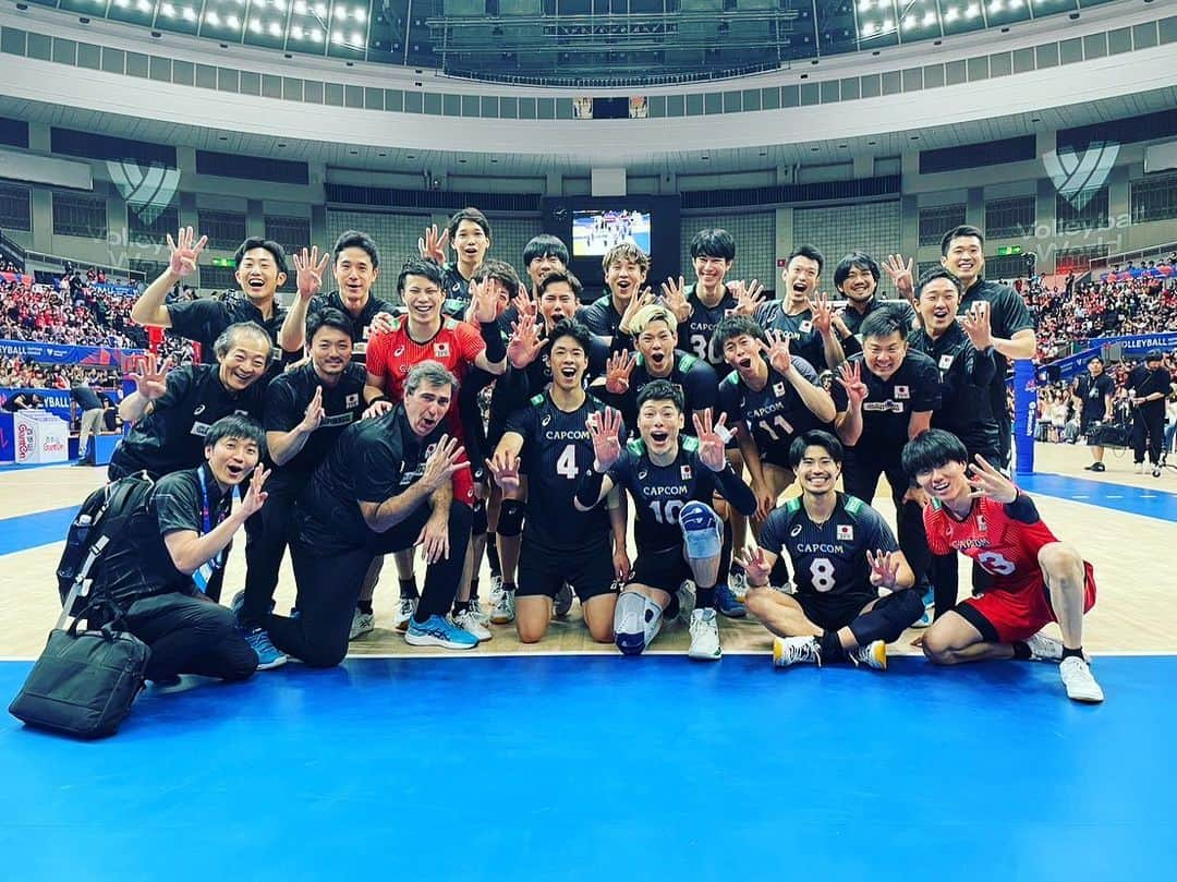 山内晶大のインスタグラム：「. . . VNL 2023 Nagoya round 🇫🇷🇯🇵 4勝目👌 . . . #龍神nippon  #Japan #France」