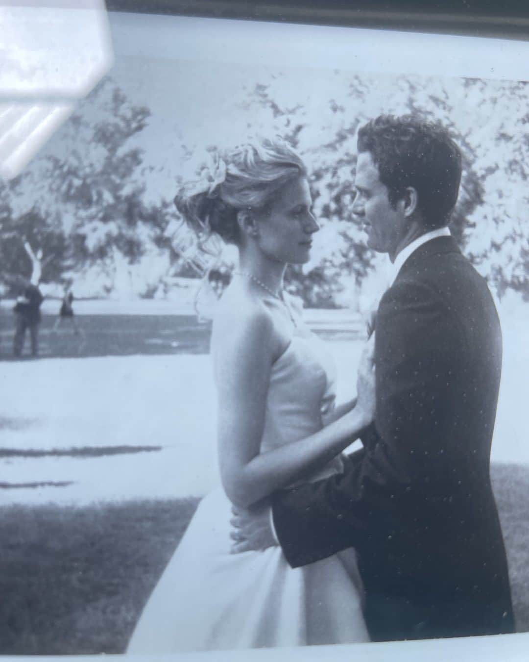 マーク・ラファロのインスタグラム：「Happy 23 years, my friend, my partner, my lover. Everything beautiful in our lives comes from you. You also happen to keep this whole shambling enterprise on the rails. I admire you and love you.」