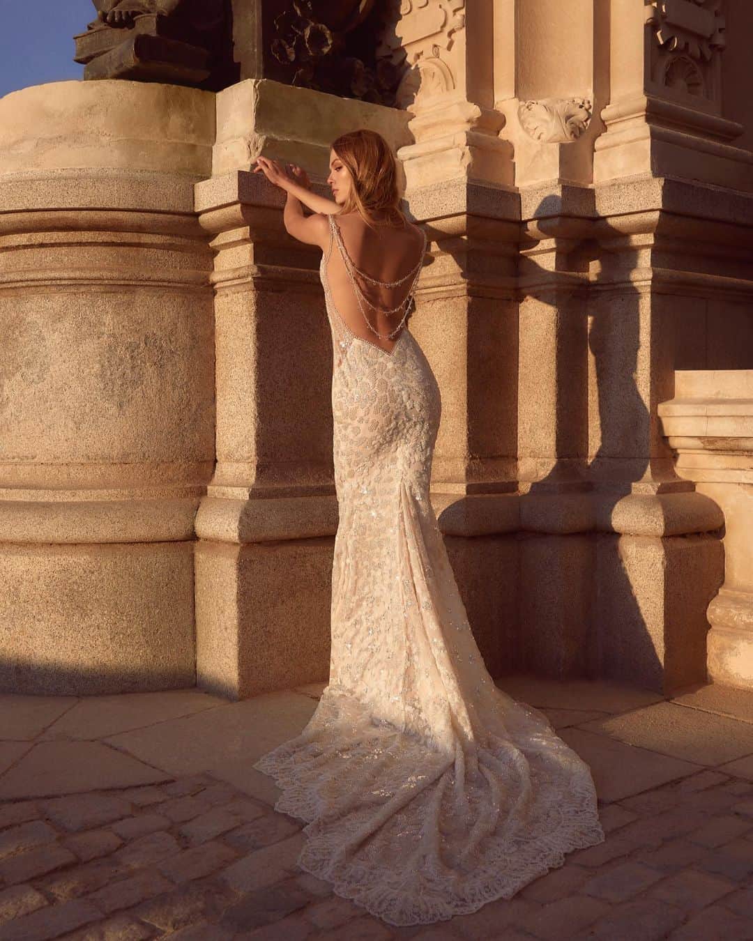 Galia Lahavのインスタグラム：「SHIRLEY | Two looks in one.   The glam, the class, the crystals, the low plunge-back … it’s giving ‘chic drama, but always a queen.’ What do you think, with bolero or without? Tell us below #GaliaLahav ✨」