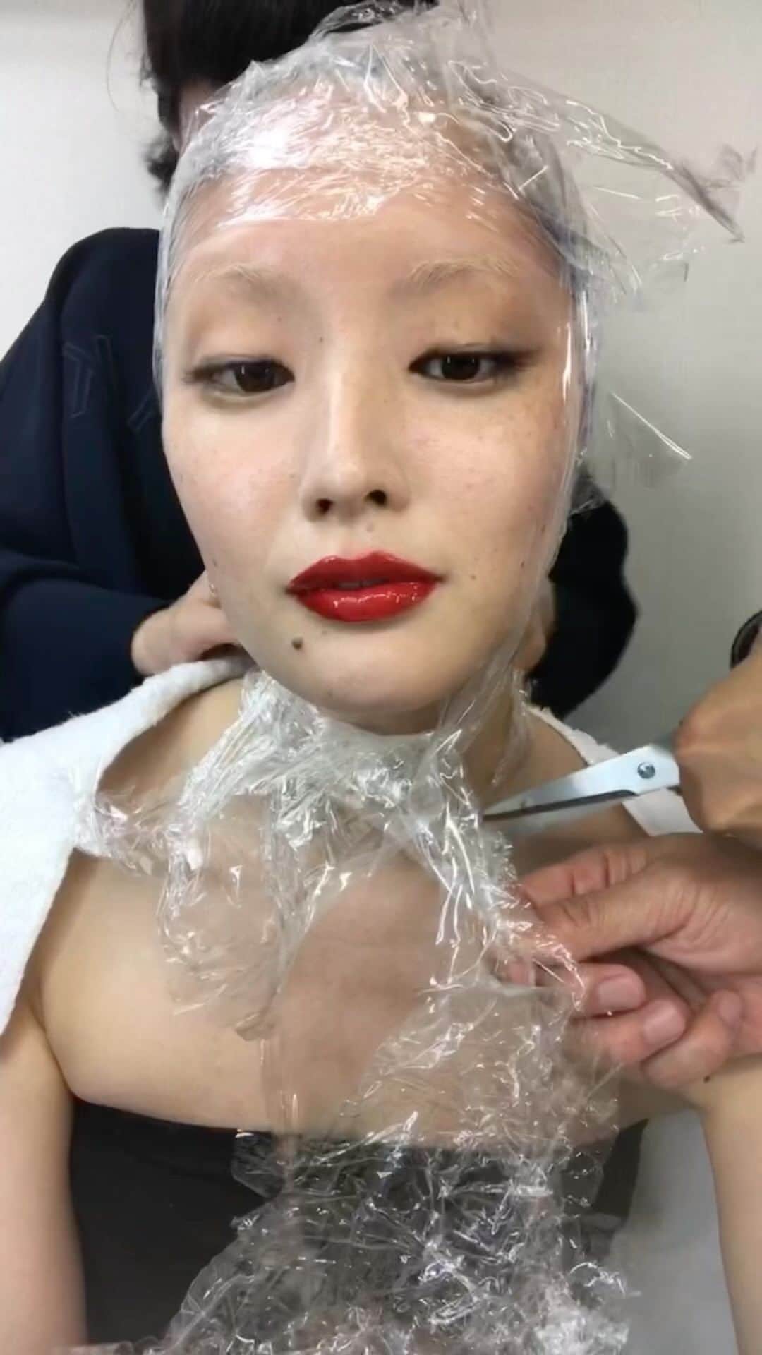のインスタグラム：「【Quick announcement】 I'm going to NY from 6/12.It's been 3 years and a half since I was there.So I don't know what I can do.But very excited.  今日からNYに行ってきます！久しぶりに行くことの怖さと嬉しさが入り混じっていて、正直自分の感情がよくわかりません笑 が、今の私なら、以前よりさらに楽しめる気がしてならないの…！  てことで、TikTokに上げた動画を上げときます！  #offtony」