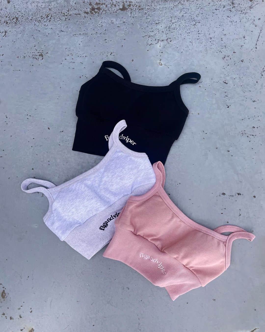 FIG&VIPERのインスタグラム：「【 Come back!! 】  ・Logo padded bra top ¥3,960 (tax included)  _______________________________________________  #figandviper」