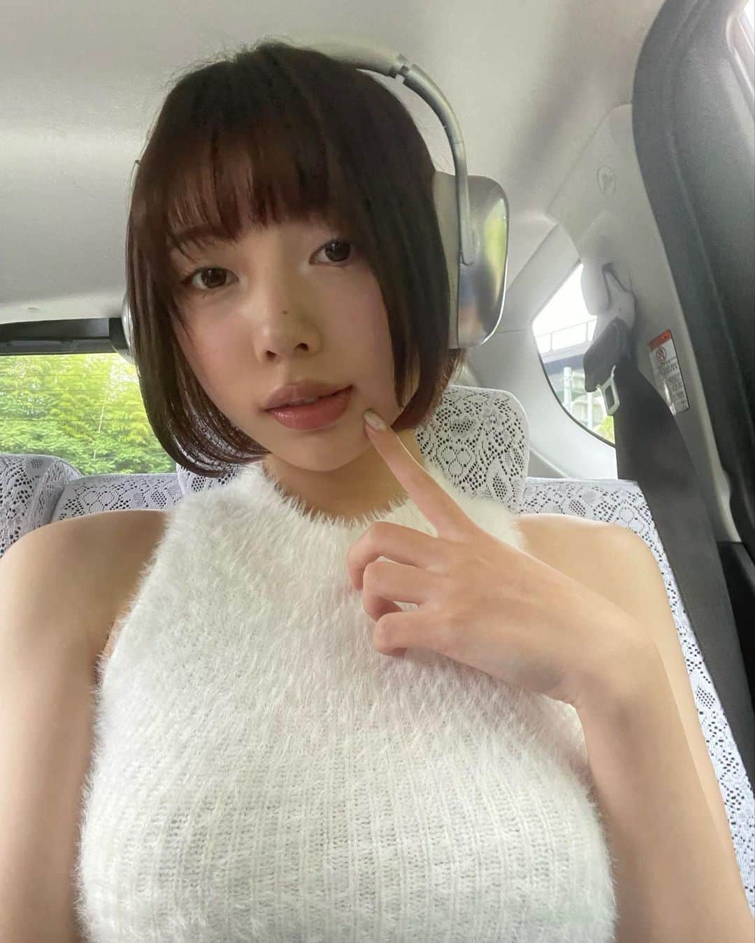 安位薫のインスタグラム：「☔️」