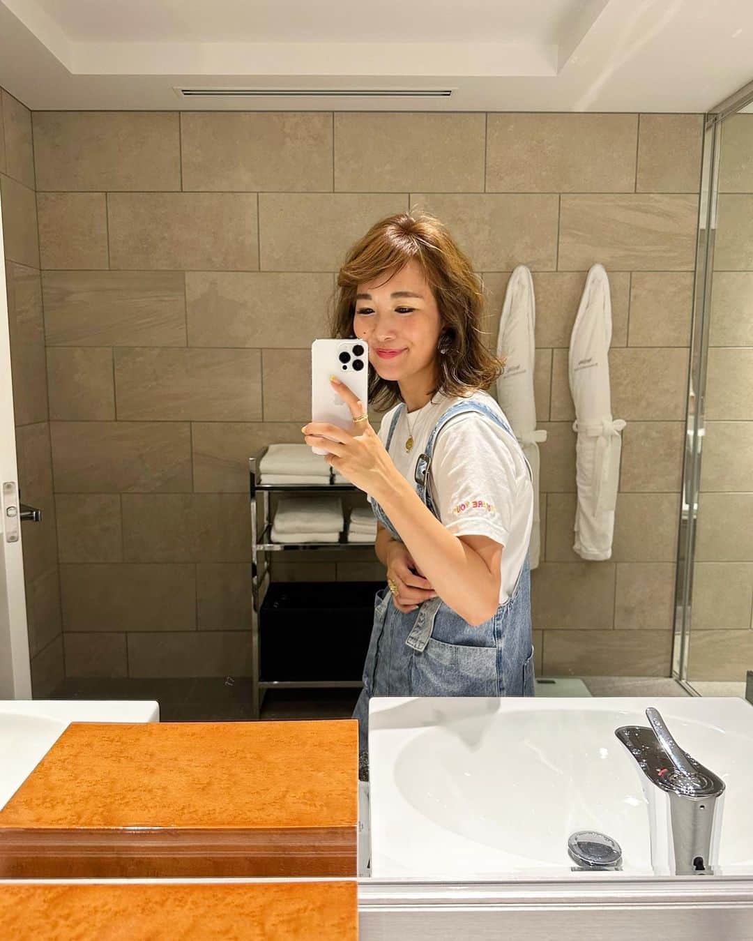 Mai Wakimizuのインスタグラム：「着てると絶対褒められるTシャツ♡今期最後の発売です♡ tops:#linkable @linkable_official(今週15日〜再予約販売開始) #wakkinstyle」