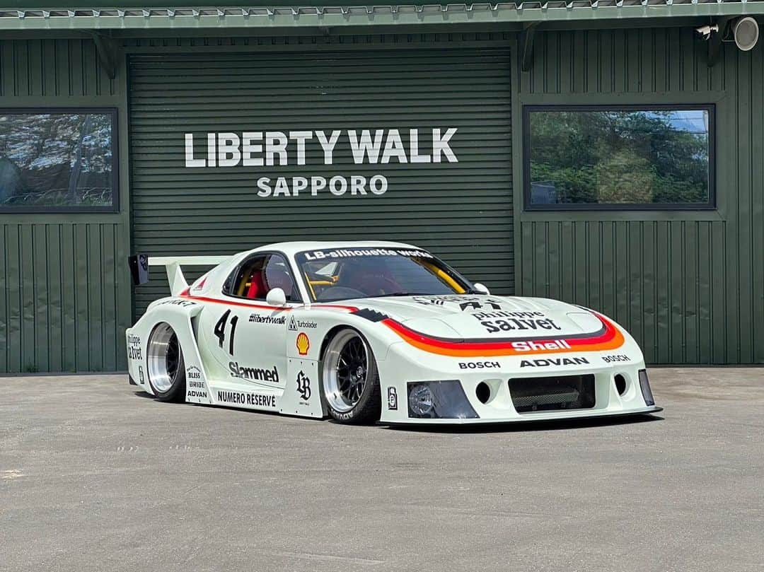 Wataru Katoさんのインスタグラム写真 - (Wataru KatoInstagram)「LIBERTY WALK 　　LBWK LB⚡︎silhouette works @mazda_jp rx7 stock car @libertywalk_sapporo_nakamura  @rohanawheels  @mazda_jp @mazdausa @yokohama.rubber_jp @sphere_light @_lbwk_  #libertywalk#lbwk#lbworks#lbwksilhouette #stance#stockcar#forsale #jdm#jdmcars #widebody#mazda#mazdarx7 #rx7 #custom#customcarshop #libertywalksapporo #yokohamatire #tuning#classiccars #race#racecar#drift#rohanawheels #nicepic #instagram」6月12日 11時57分 - libertywalkkato