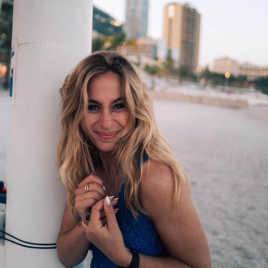 のインスタグラム：「Monaco VLOG online now 🔥🇲🇨 Go check it out in YouTube 🔥 // 📸 x @janbeyer // #sophia #sophia99 #changeagent #racegirl #racing #motorsport #f3 #monaco #MonacoGP #unscripted #soptimism」