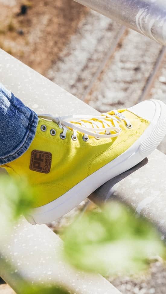 PFフライヤーズのインスタグラム：「Let your shoes make a statement. Our All American Aurora shade is inspired by the sunshine and joy of a summer horizon. ☀️」