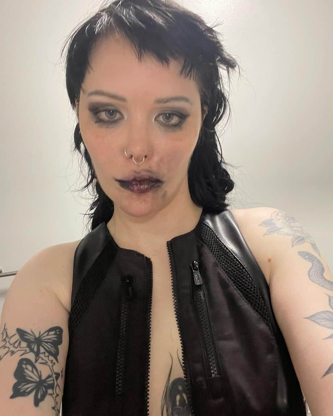 アリス・グラスさんのインスタグラム写真 - (アリス・グラスInstagram)「What me , worry ?」6月12日 4時10分 - _alice_glass