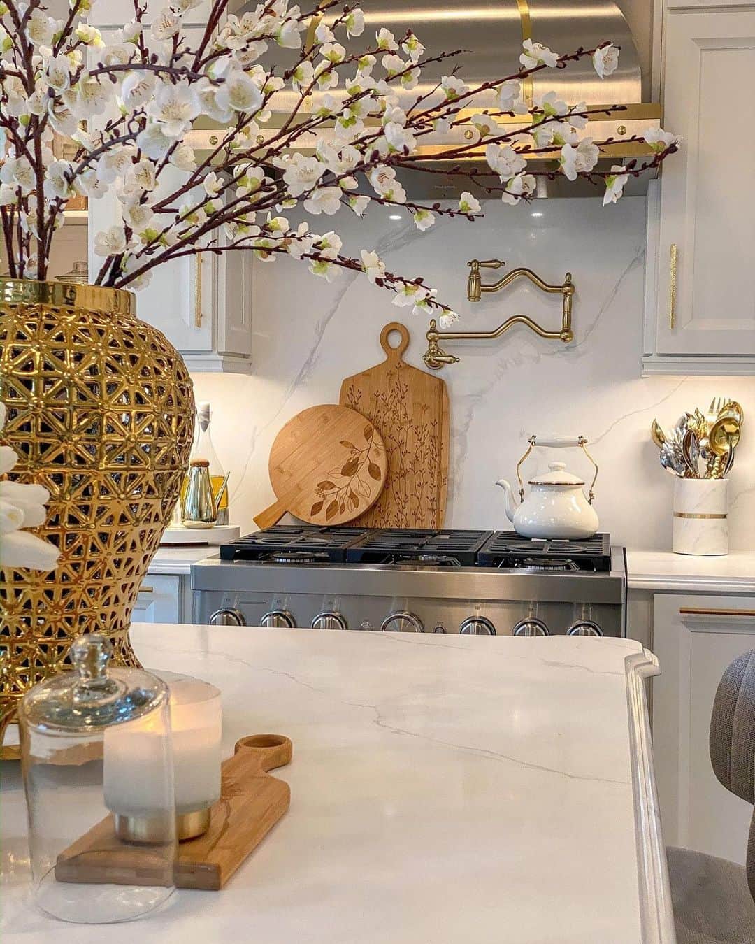 のインスタグラム：「Everyday kitchen essentials to elevate your cooking game👩‍🍳✨ Find elegant kitchen must-haves today only at inspiremehomedecor.com link in bio or tap the photos!」