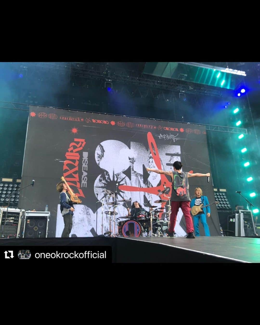 ONE OK ROCK WORLDさんのインスタグラム写真 - (ONE OK ROCK WORLDInstagram)「- ◆MUSE WILL OF THE PEOPLE EUROPE TOUR 2023  Day 3  #Repost @oneokrockofficial ・・・ Cologne!!  ケルン!!  #ONEOKROCK #MUSE #Europe #tour  . #Repost @10969taka with  ・・・  Thank you Köln🇩🇪  ありがとう　ケルン🇩🇪  #willofthepeopleworldtour2023 #oneokrock #köln#muse  . #Repost @tomo_10969  ・・・ Cologne🔥🔥🔥  Köln🔥 Ich hatte so viel Spaß! Danke fürs Zuschauen!☺️  ころぉん🔥🔥🔥  おはよう☺️✨ 空が抜けてて、気持ちよかったなぁ 今日もいい1日になりますように🌈🕊  ケルン🔥 とても楽しかったです！ 見てくれてありがとうございました！☺️  Good morning ☺️✨ The sky was clear and it felt good. I wish you a good day.🌈🕊  Cologne i🔥 I had so much fun! Thanks for watching! ☺️  @muse @oneokrockofficial  @kazulenphoto 📸  #willofthepeople #luxurydisease #oneokrock #drummer #cologne  . #Repost @toru_10969 ・・・ Cologne🇩🇪  ケルン🇩🇪  @muse #willofthepeople  - #WILLOFTHEPEOPLEEUROPETOUR2023 #Germany #oneokrockofficial #10969taka#toru_10969#tomo_10969 #ryota_0809#fueledbyramen#luxurydisease」6月12日 12時15分 - oneokrockworld