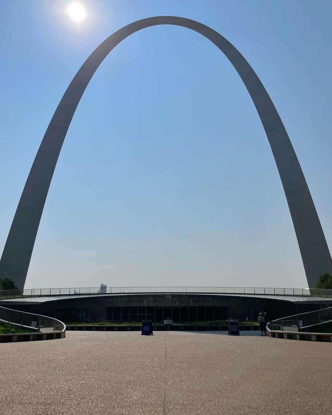 ブルックリー・ハンのインスタグラム：「🎶Meet me in St. Louis 🎶」