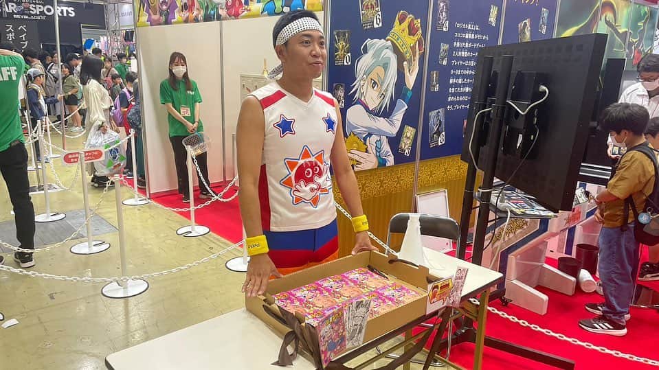 サンシャイン池崎のインスタグラム：「コロコロ魂フェスティバル！ クック池崎のコミック無事完売しました！！！ ありがとうございました！」