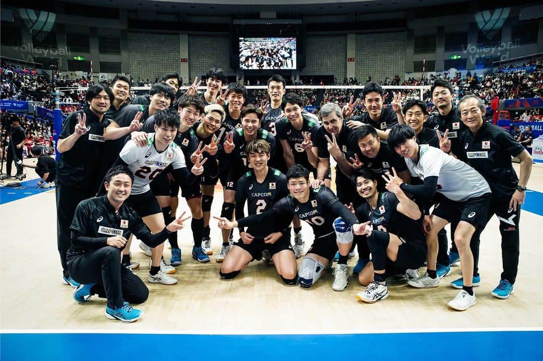 石川祐希さんのインスタグラム写真 - (石川祐希Instagram)「. .   VNL 名古屋大会終了。  たくさんの応援ありがとうございました😌  皆さんの前でプレーできて楽しかったです！  また、9月にもっと強い日本チームを皆さんの前で見せます。  フランス大会もチーム全員でベストパフォーマンスを💪」6月12日 9時07分 - yuki_ishikawa_official