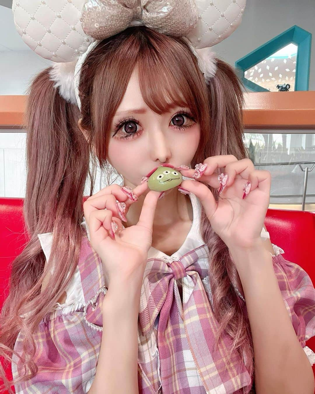 桜咲姫奈さんのインスタグラム写真 - (桜咲姫奈Instagram)「にゅん💓💓  #ディズニー  #ディズニーコーデ  #ディズニーランド  #ディズニーカチューシャ  #リトルグリーンマン」6月12日 9時16分 - himena_ousaki