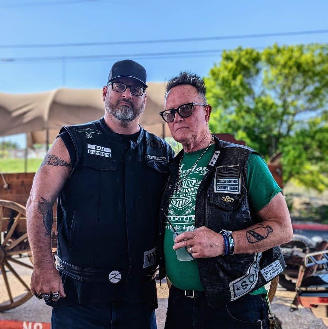 ロバート・パトリックさんのインスタグラム写真 - (ロバート・パトリックInstagram)「Weekend with my Texas Brothers! @bfmc101 #owof #bfmc #ride #roadtrip #harley-davidson #hdmuseum」6月12日 9時33分 - ripfighter