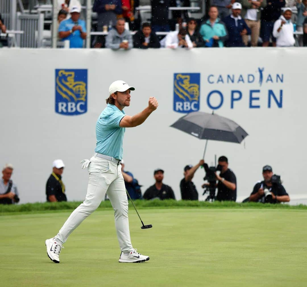 トミー・フリートウッドのインスタグラム：「Thank you Canada for an amazing atmosphere. Congrats @nicktaylorgolf, what an unbelievable 3 days of golf you’ve just played and what a moment for you and your country! We’ll start again tomorrow. See you at work. 💪🏻」