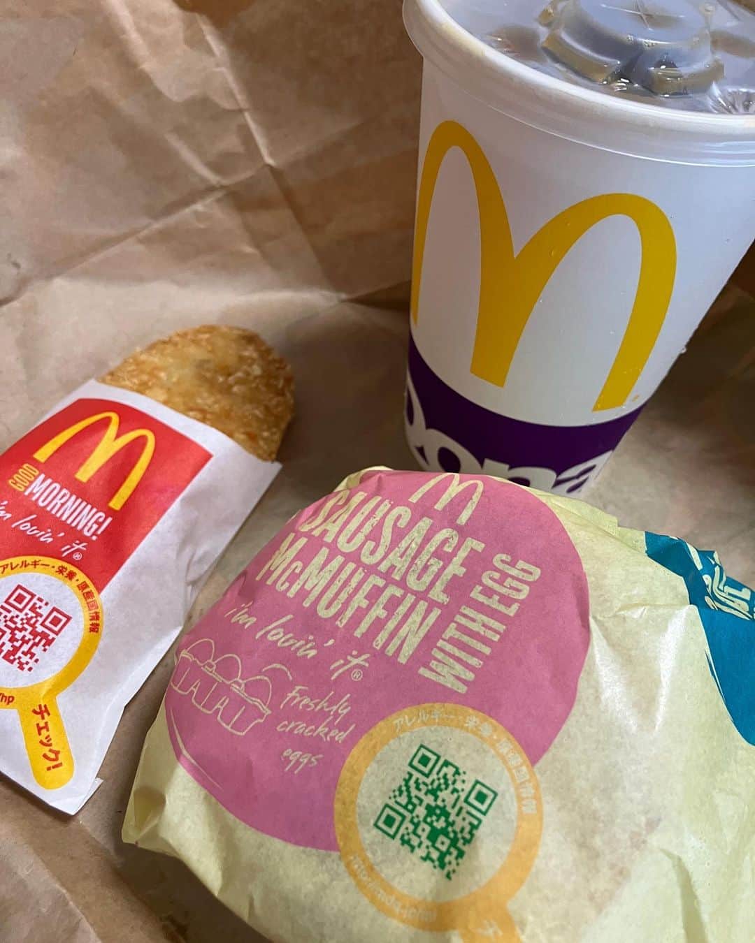 宮戸洋行のインスタグラム：「昨日2人から『痩せた？』と言われましたので…朝マック自主練失礼します！」