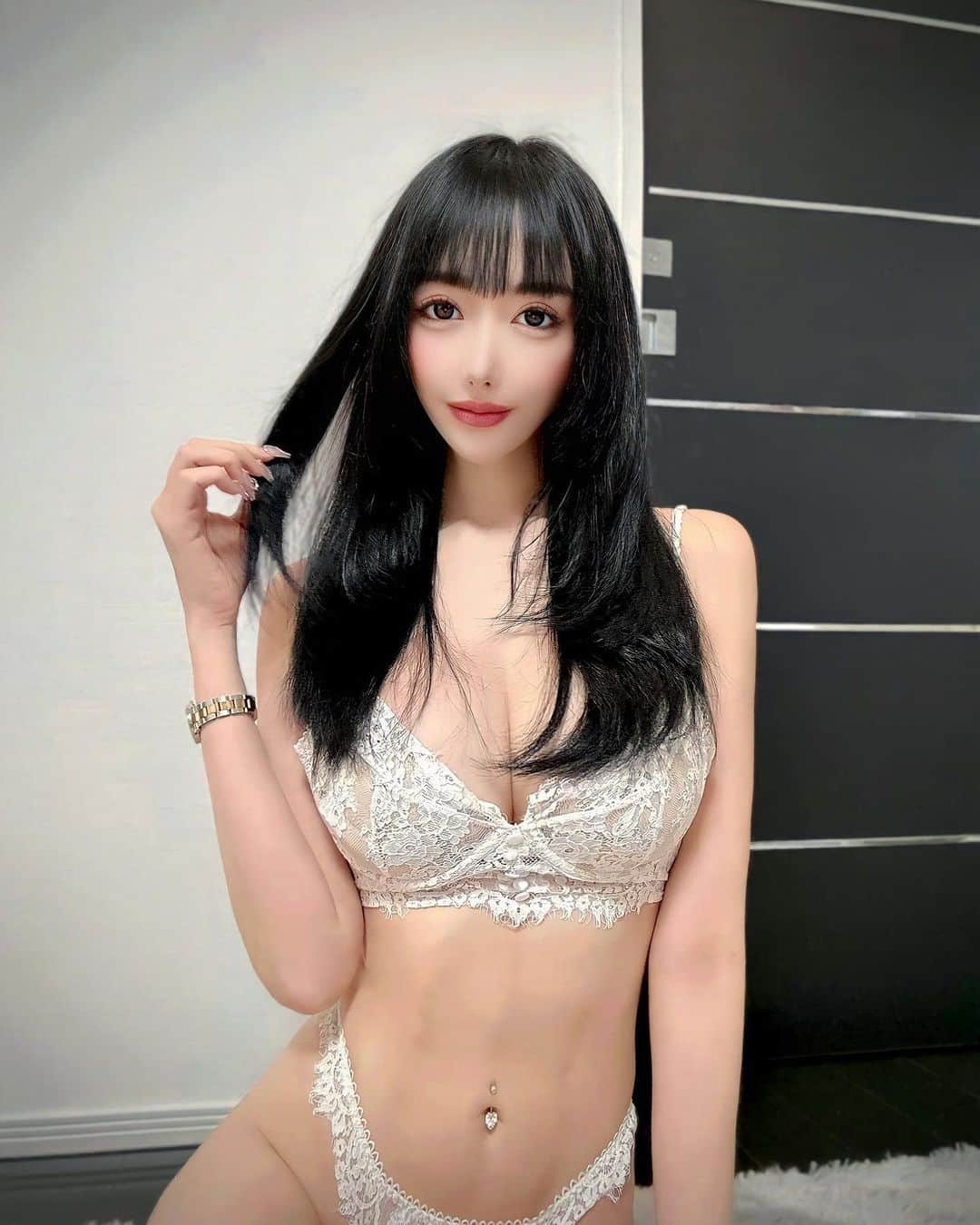SEIRAのインスタグラム：「@veimia_japan のとっても素敵な👙💓  締め付けが嫌いな私にはノンワイヤーだしとても付け心地が抜群で愛用してます❤️❤️❤️  あとまた投稿するけど さいきん髪型を変えました〜💓 レイヤーいれたお🥺  sponsored by @veimia_japan   #veimia #veimia_japan  #ノンワイヤーブラ」