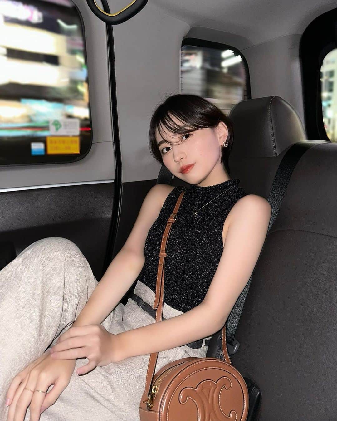MIORIのインスタグラム：「🪐 全身 @snidel_official の日💫  久しぶりに渋谷で夜ご飯を🍚 人が多すぎて人酔いしちゃった😂 ・ ・ ・ #ショートカット#ショートヘア#低身長コーデ#低身長ファッション#150cmコーデ#150cmファッション」