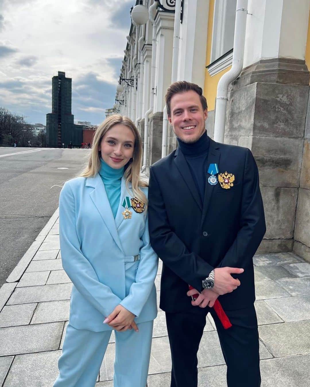 ニキータ・カツァラポフのインスタグラム：「Поздравляю всех с днём нашей любимой Родины!! С Днём России🇷🇺❤️」