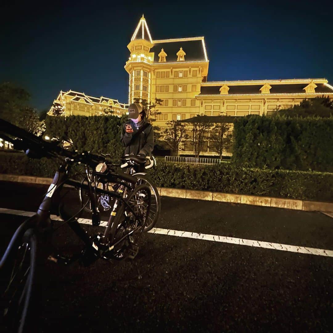 都築拓紀さんのインスタグラム写真 - (都築拓紀Instagram)「自転車でディズニーに行ったんだよね。」6月12日 20時21分 - tzk4000