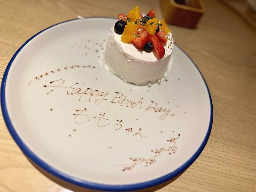 横町ももこのグルメインスタ