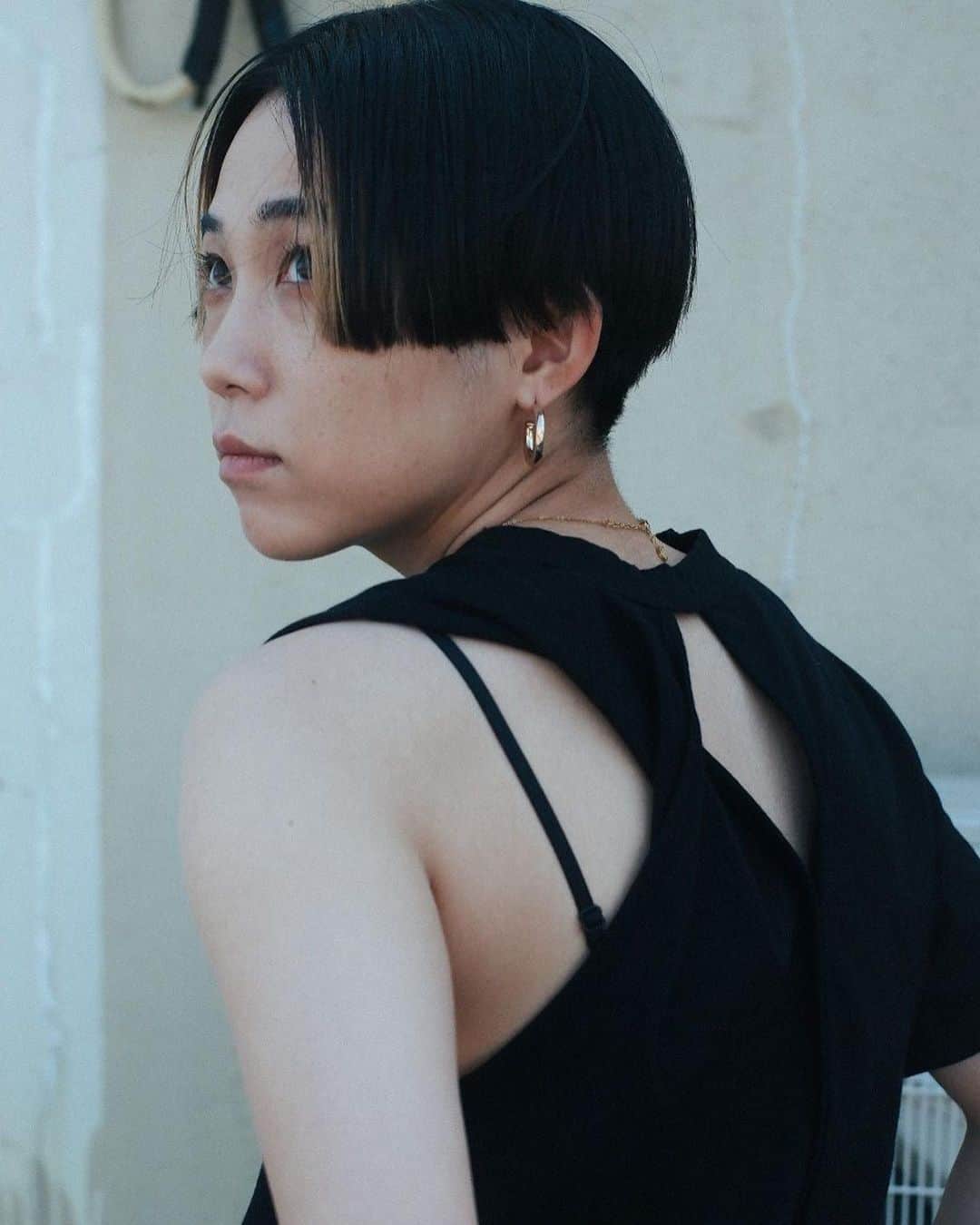 yurinasiaのインスタグラム：「@soduk_official 🐃 可愛いtops、もう夏クルヨ  camera @cocoroyen @camerayen」