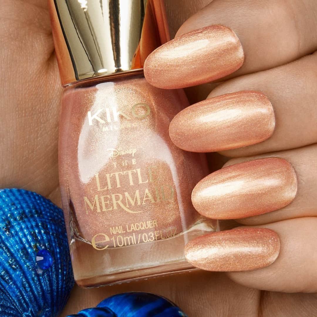 KIKO MILANOさんのインスタグラム写真 - (KIKO MILANOInstagram)「Transform your nails into treasures! ✨💅 Embrace your inner mermaid and let your nails sparkle like gold with our Nail Lacquers from #KIKOSummer23! 🧜‍♀️⁣ Watch @DisneyStudiosUK’s #TheLittleMermaid, only in cinemas!⁣ ⁣ Shade 04⁣」6月12日 20時30分 - kikomilano