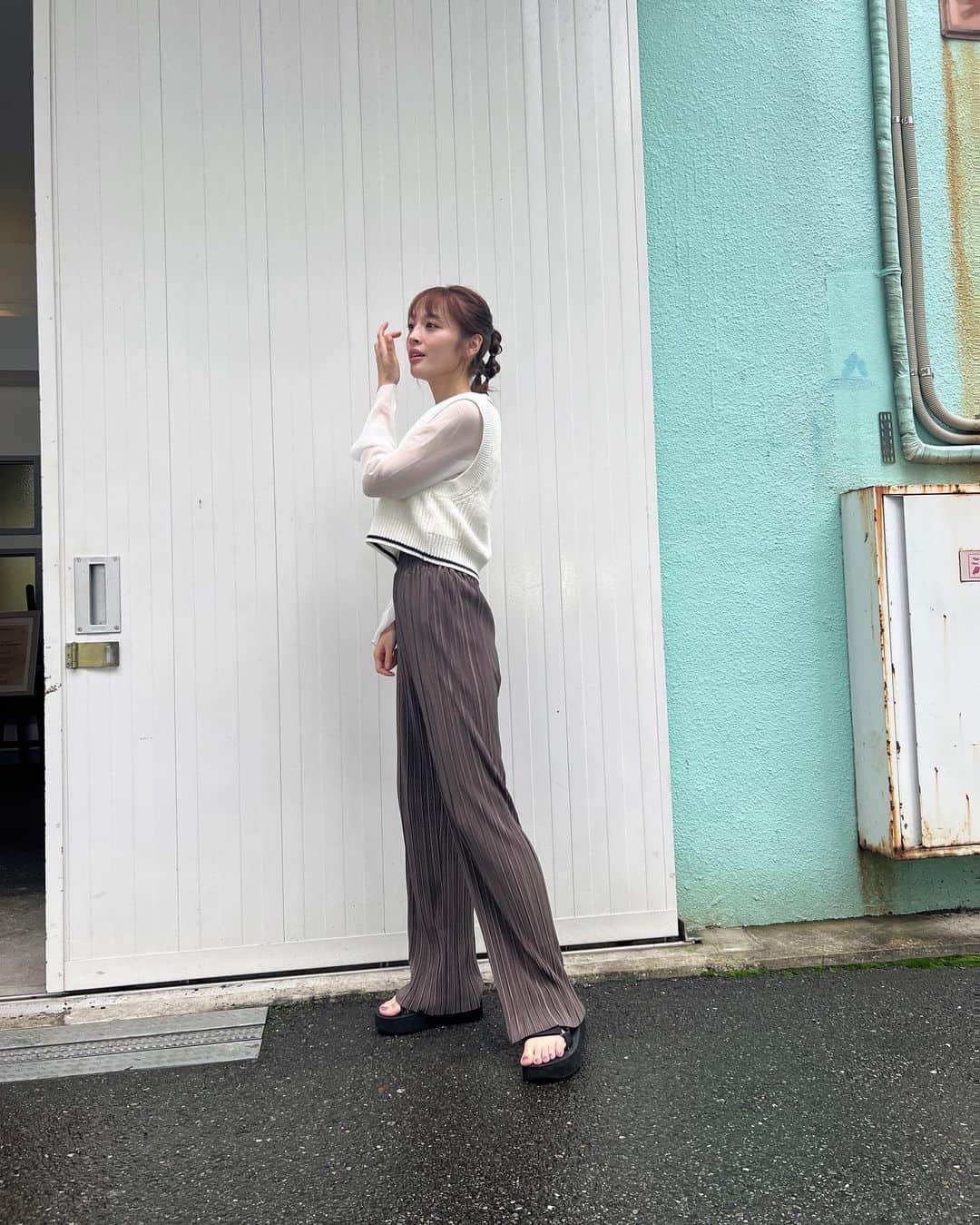 神部美咲さんのインスタグラム写真 - (神部美咲Instagram)「ジメジメしてる🥺☔️」6月12日 20時38分 - jimbu_misaki