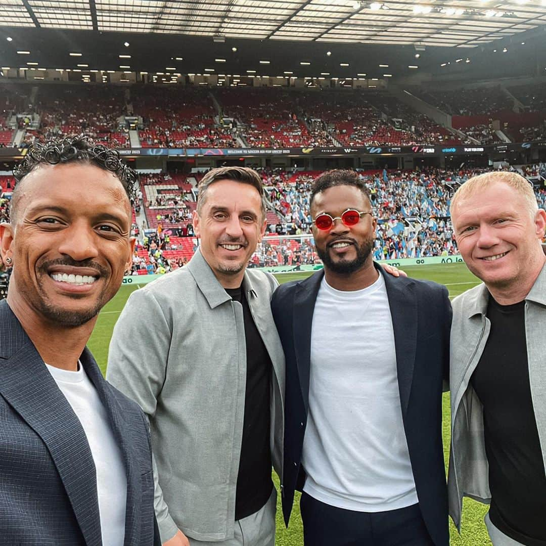 ナニさんのインスタグラム写真 - (ナニInstagram)「What an honour to take part in Soccer Aid! 🙌🏾 Had a great time on the pitch and it was 🔝 being at this fantastic event with all these stars who share a passion for the Beautiful Game. It was special being back at Old Trafford and feeling the love from all the fans. Yesterday's win was so much bigger than 4-2. Thank you to everyone who was at the stadium, donated and made it possible to raise such a high amount for Unicef 💙🙏🏾⚽  #SoccerAid #Charity #BeautifulGame #OldTrafford」6月12日 20時39分 - luisnani