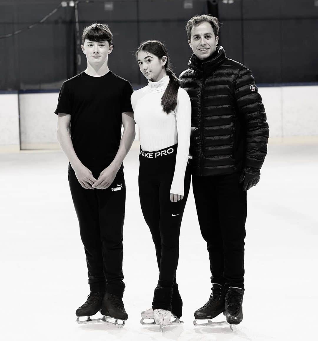 ルイ・トーロンのインスタグラム：「Un vrai plaisir de travailler avec Alexandra et Maël pour la préparation de la prochaine saison.  Ils évoluent dans le club de Viry Châtillon avec en coach Martial Jaffredo et Benjamin Delmas. Merci pour votre confiance.  📷 : @obrajon」