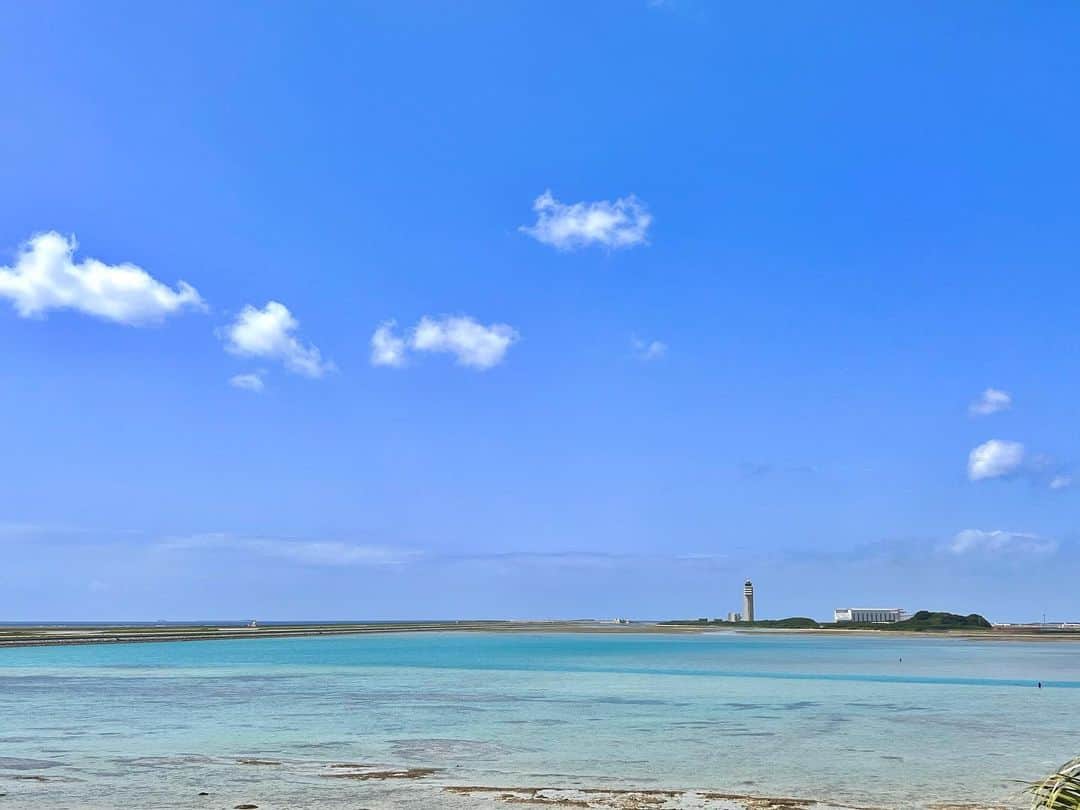 りーちゃんのインスタグラム：「🐠☁️」