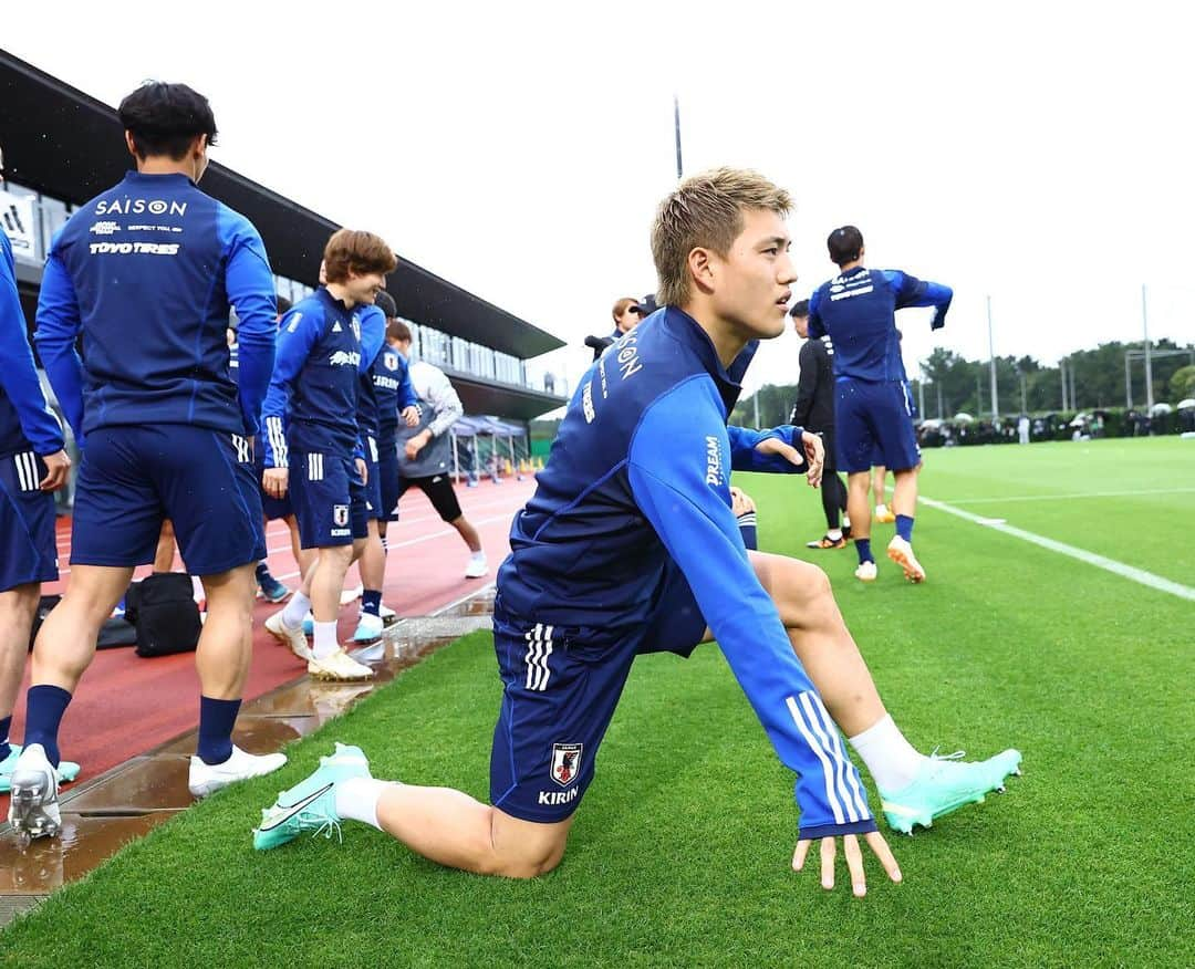 堂安律さんのインスタグラム写真 - (堂安律Instagram)「日本代表合宿スタート。🇯🇵」6月12日 21時05分 - doanritsu