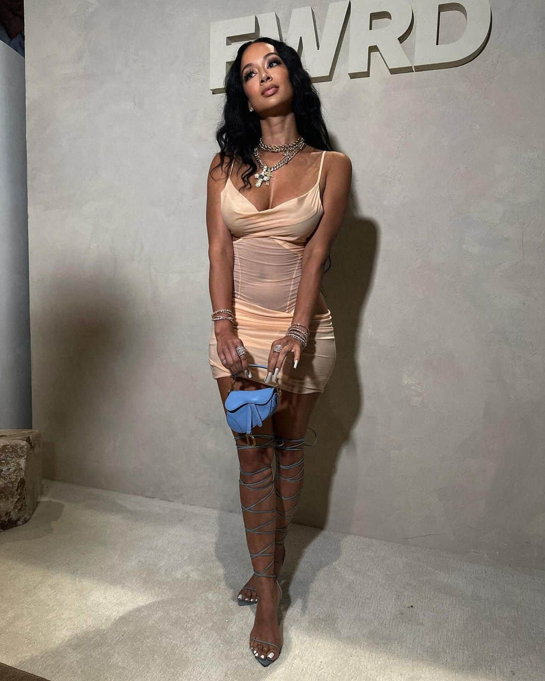 Draya Micheleのインスタグラム：「Dream girl and everyone KNWLS it. @fwrd pop up 🛍️」