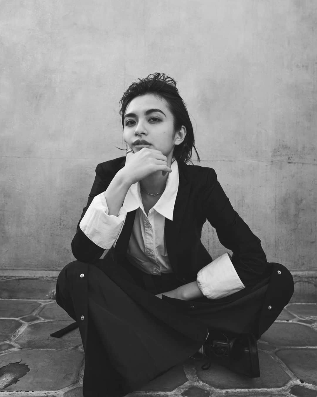 樋井明日香 のインスタグラム：「作品撮りしたいねぃ。」