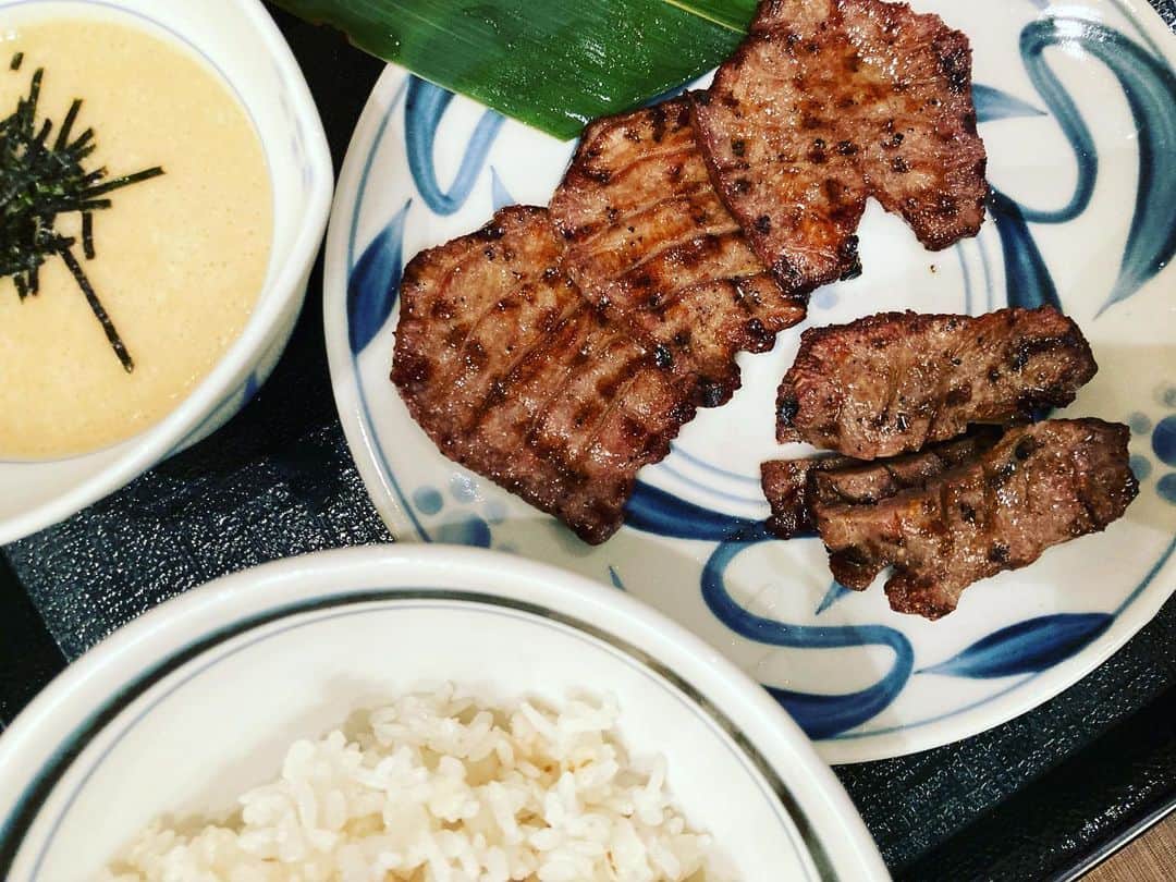 宇田川大輔のインスタグラム：「お気に入りに登録済み #ねぎし #まるねセット #渋谷ランチ #negishi」