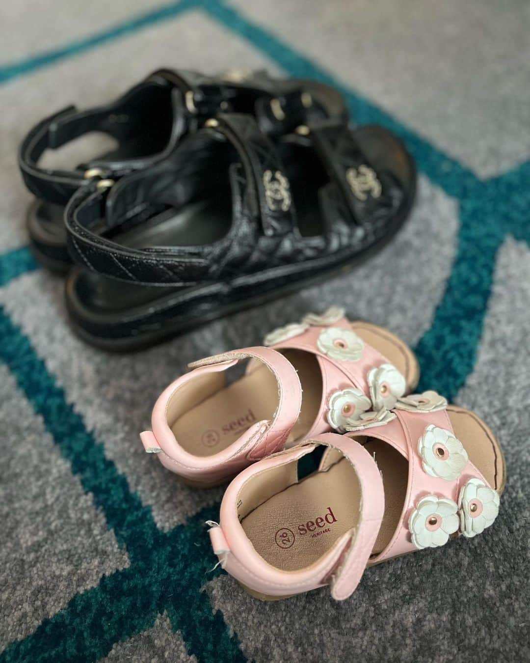 Raisa Andrianaのインスタグラム：「One day, our sandals could be the same size. And there won’t be any mermaid tails for me to fold. No marshmallows to hide, nor tents in our hotel room. One day I won’t have to chase you around the playground anymore. Until that day comes, I’ll cherish you being this little, for time is slipping away from us.」