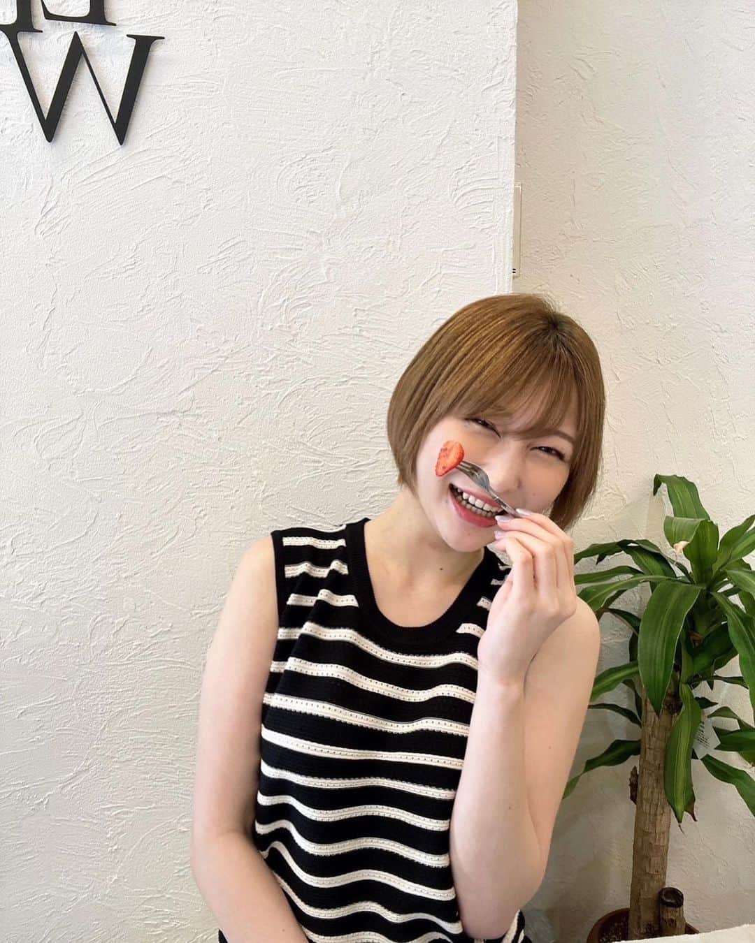 志田愛佳さんのインスタグラム写真 - (志田愛佳Instagram)「珍しいエガオ🫥」6月12日 15時12分 - manaka.shida.98