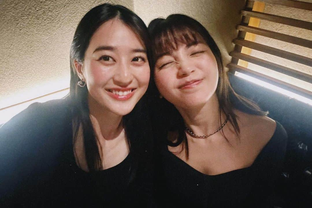 南里美希さんのインスタグラム写真 - (南里美希Instagram)「❤︎  my sis 初めて会ったときはお互いに『この人とは合わないんだろうな？』って思ってたけど(タイプ違いすぎて🤣) 7年の時を経て今では居なくてはならない存在に🙈 こんなこともあるのだから人生ってほんとにおもしろい  どんな人とのどんな形の出会いだって素晴らしいご縁に繋がる可能性を秘めてるから 見過ごさず大切にしていきたいな、これからも🌱  というわけでみんないつもありがとね ってはなし🫶  #ちいかわに似てきたと言われる疑惑の一枚を添えて」6月12日 15時33分 - mikinanri_official